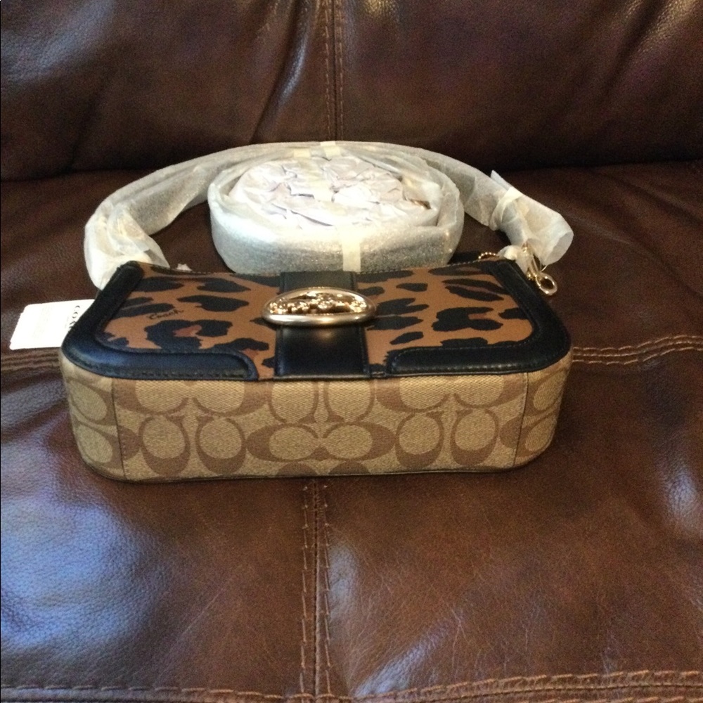NWT Coach Georgie Baguette - Picture 6 of 8